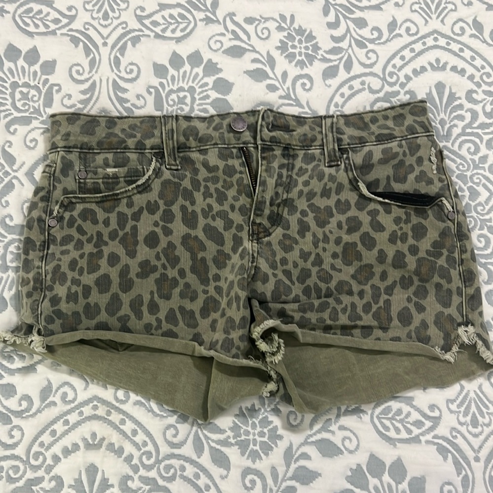 Leopard shorts